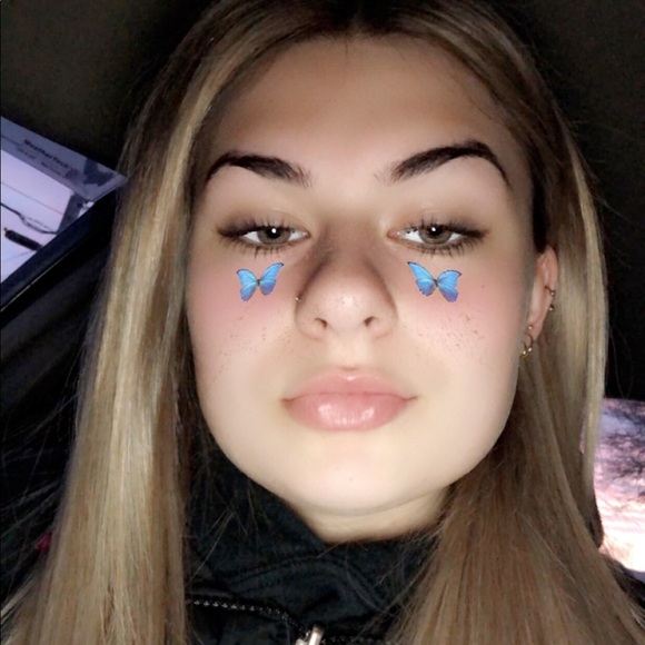 Meet your Posher, Anna - Picture 1 of 1